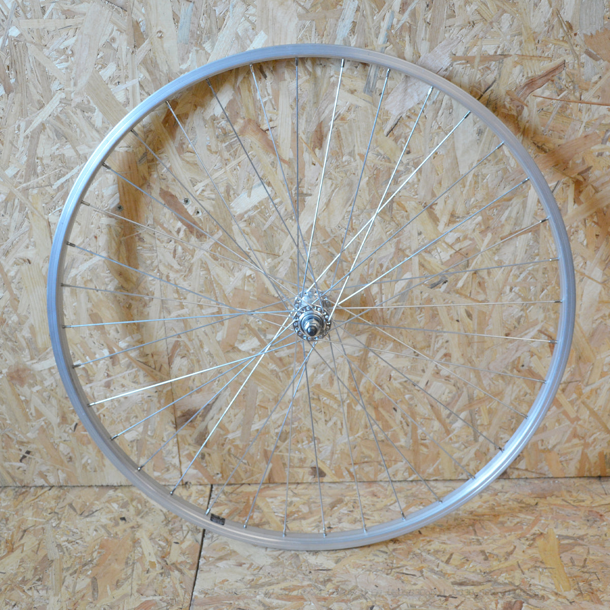 ROUE AV 650*35B S.P AXE PLEIN