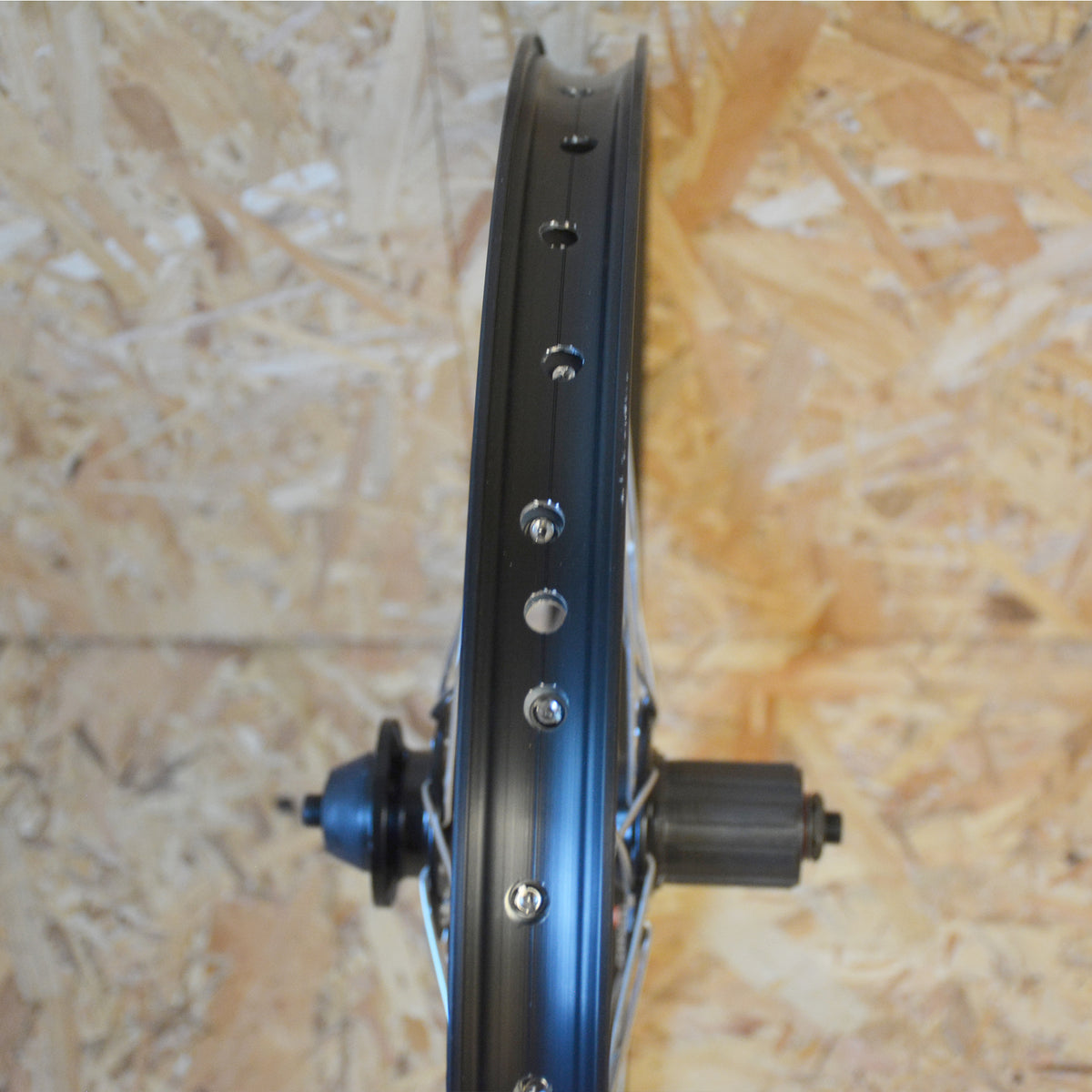ROUE 26P ARRIERE DOUBLE PAROI DISQUE K7 AXE CREUX