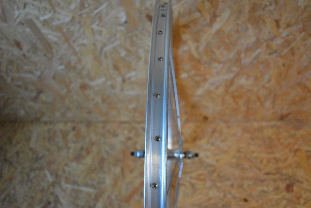 ROUE AR 650 SP AXE PLEIN