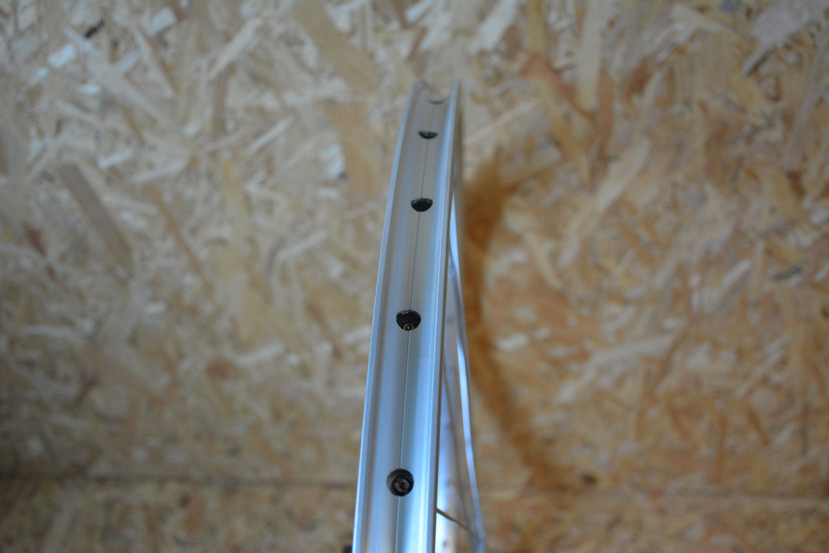 ROUE AR 26P DP CASSETTE BLOCAGE ARGENT