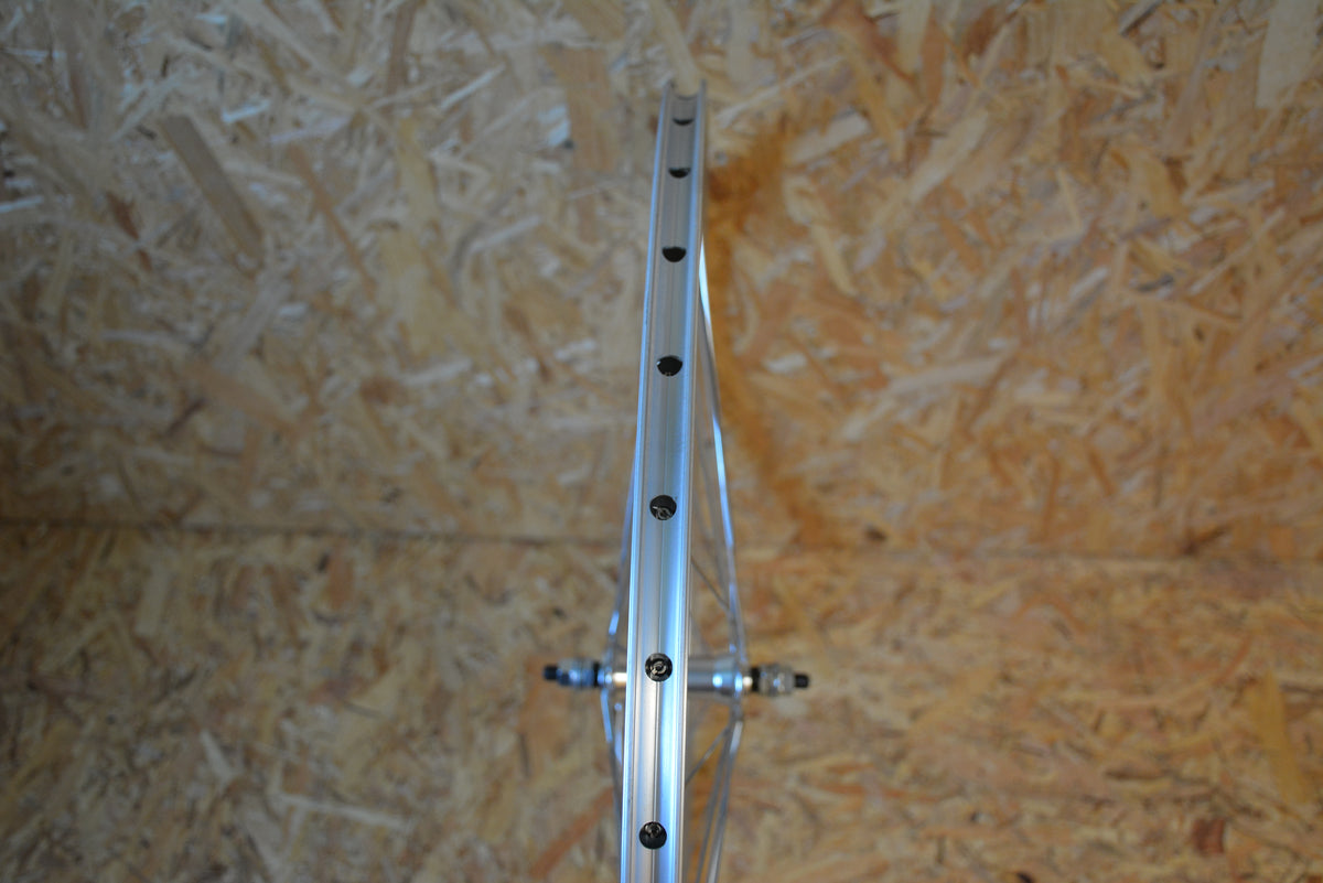 ROUE 700 AVANT CFX DP  ARGENT ECROU